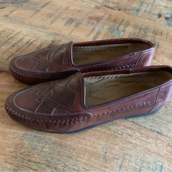 Santoni Mens Leather Interwoven Design almond toe Brown loafers Size 10 main image 12